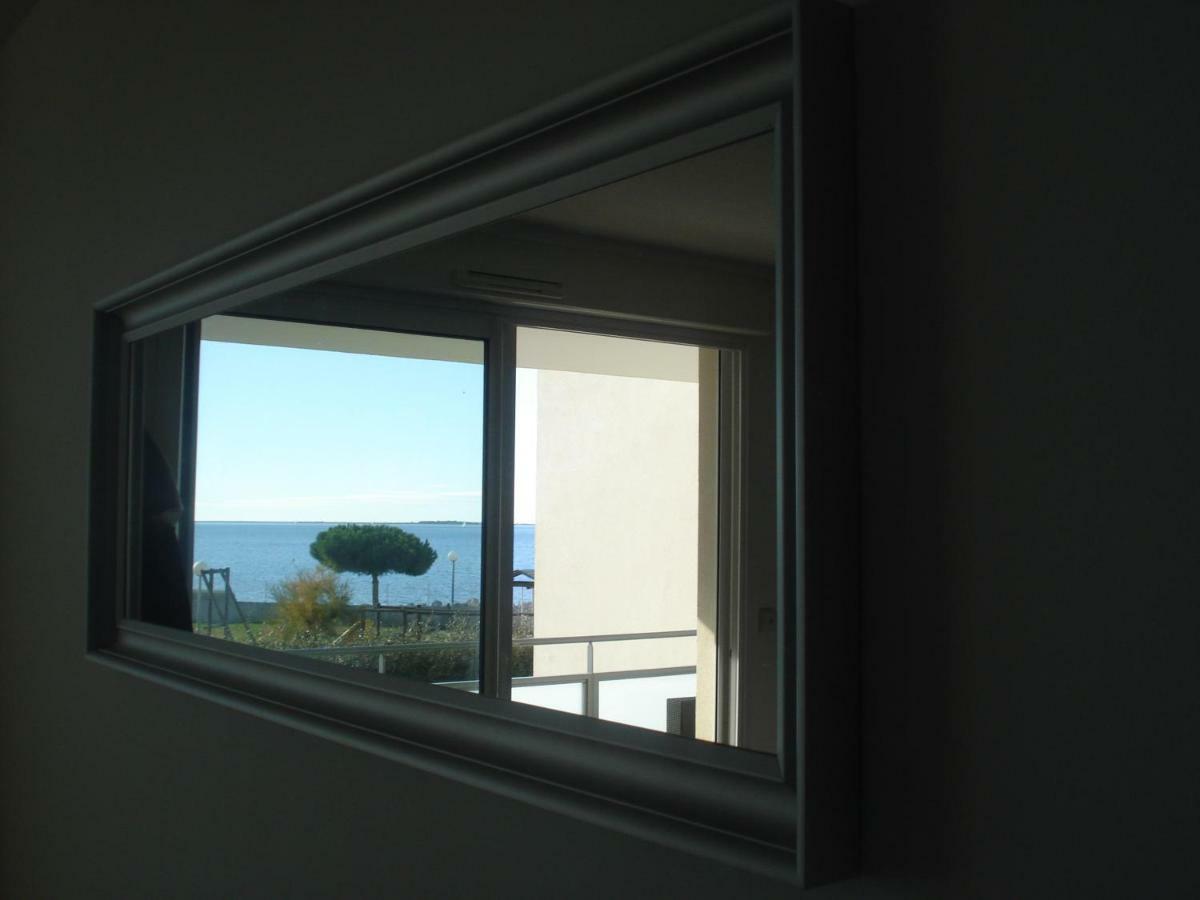 Port Mezua Apartment Meze Exterior photo
